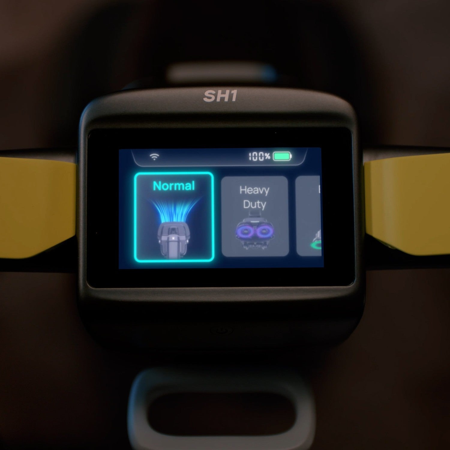 PUDU SH1 4.2 inch touch screen showing cleaning modes