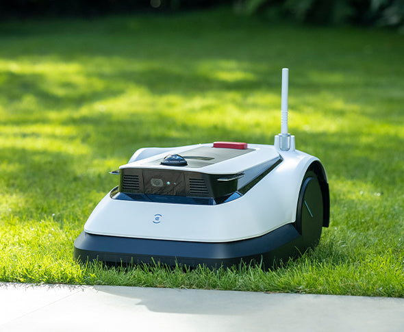 ECOVACS GOAT G1 Robotic Lawn Mower Edge