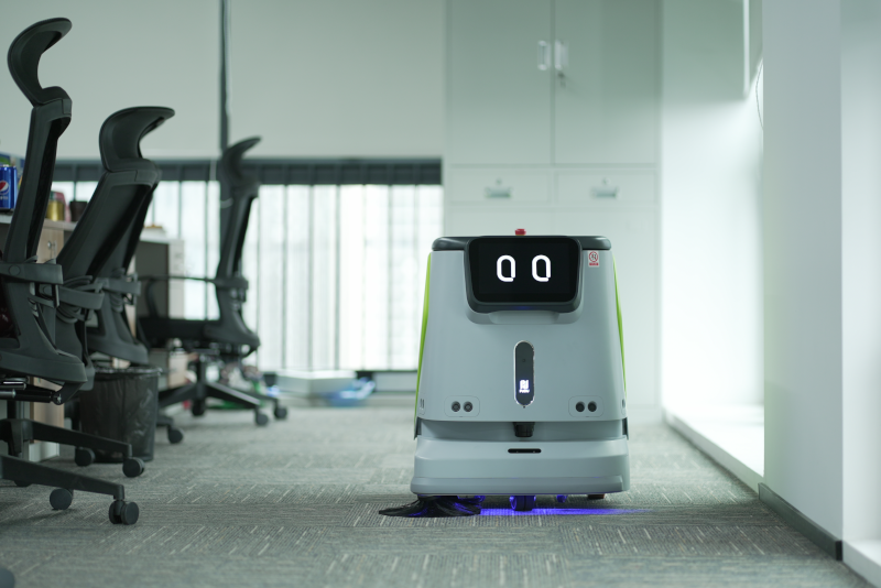 PUDU CC1 Intelligent Commercial Cleaning Robot Office Action